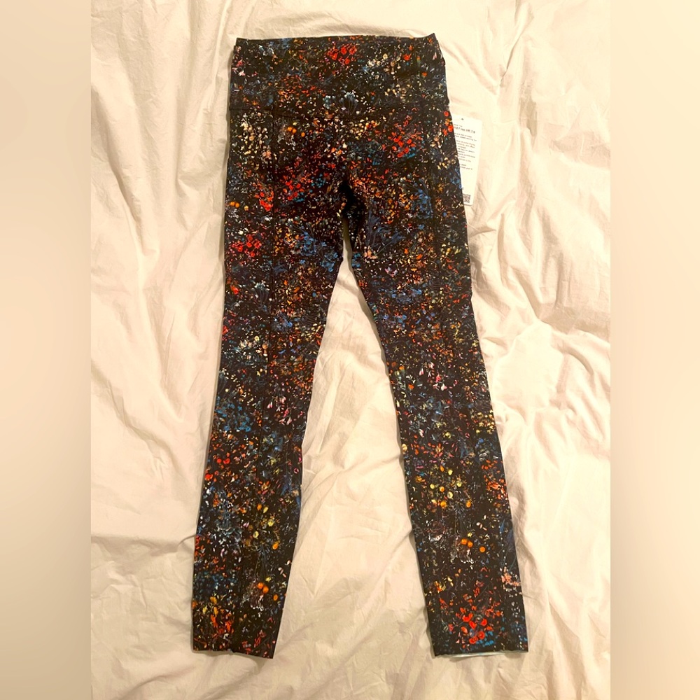 Lululemon 7/8th fast and free size 6 NWT